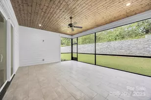 202 Chestnut Pond Ln, Simpsonville, SC 29681 - Photo 12