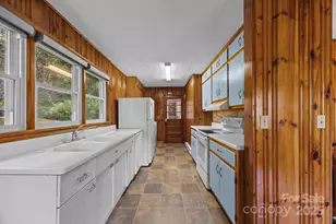 255 Red Bank Rd, Waynesville, NC 28786 - Photo 16