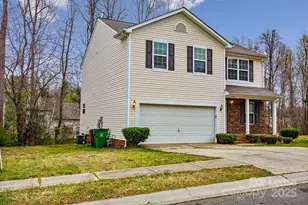 1941 Pheasant Glen Rd, Charlotte, NC 28214 - Photo 2