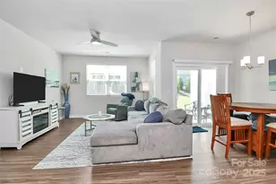 9521 Munsing Dr, Charlotte, NC 28269 - Photo 10