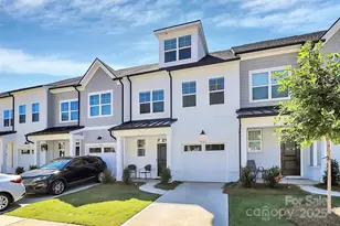 9521 Munsing Dr, Charlotte, NC 28269 - Photo 2