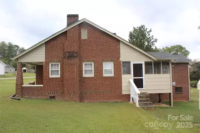 1720 Bumgarner Drive, Morganton, NC 28655 - Photo 4