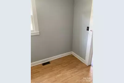 409 E Fisher Street, Salisbury, NC 28144 - Photo 6