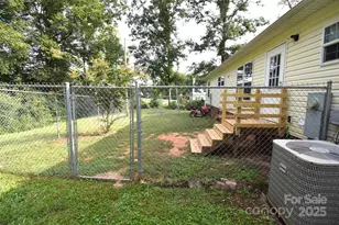 426 Dallas Stanley Hwy, Dallas, NC 28034 - Photo 42