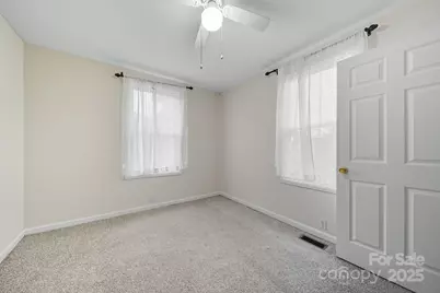 13 Maple Avenue, Gastonia, NC 28054 - Photo 16