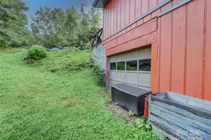 5349 Hickory Nut Gap Rd, Banner Elk, NC 28604 - Photo 26