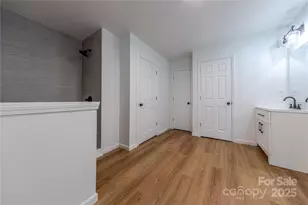 214 E Washington Ave, Bessemer City, NC 28016 - Photo 36