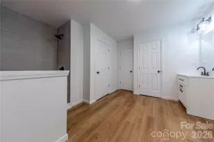 214 E Washington Ave, Bessemer City, NC 28016 - Photo 32