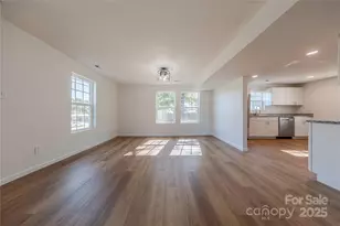 214 E Washington Ave, Bessemer City, NC 28016 - Photo 8