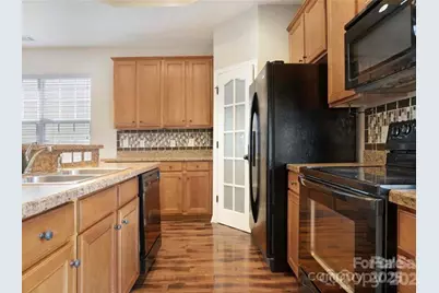 738 Lumber Lane, Charlotte, NC 28214 - Photo 4