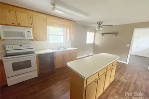 335 Plank Rd, Wadesboro, NC 28170 - Photo 8