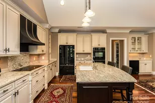 21 Windcliff Dr, Asheville, NC 28803 - Photo 16