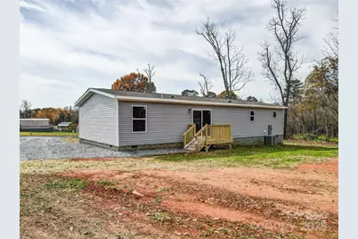 516 Lake Mullis Road, Harmony, NC 28634 - Photo 24