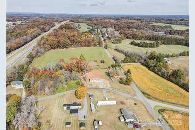 516 Lake Mullis Road, Harmony, NC 28634 - Photo 14