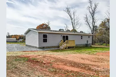 516 Lake Mullis Road, Harmony, NC 28634 - Photo 24