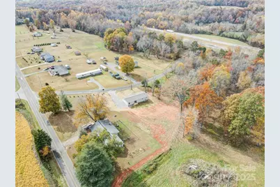 516 Lake Mullis Road, Harmony, NC 28634 - Photo 20