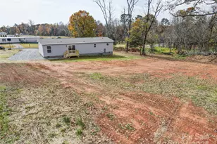 516 Lake Mullis Rd, Harmony, NC 28634 - Photo 28