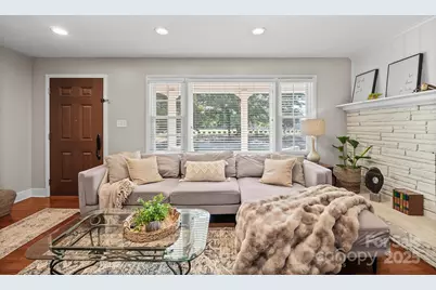 5748 Farmbrook Drive, Charlotte, NC 28210 - Photo 6