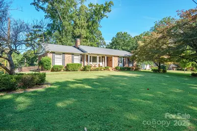5748 Farmbrook Drive, Charlotte, NC 28210 - Photo 2