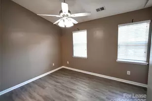 8338 Rudolph Rd, Charlotte, NC 28216 - Photo 16