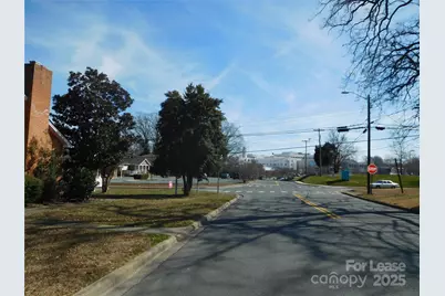 412 S Sutherland Avenue, Monroe, NC 28112 - Photo 4