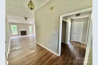 2608 Clarencefield Divide, Charlotte, NC 28216 - Photo 4