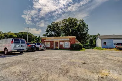 617 E 2nd Avenue, Gastonia, NC 28054 - Photo 8