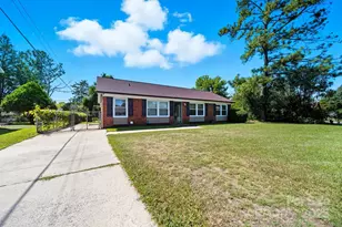 1104 Parkmont Ln, Rock Hill, SC 29730 - Photo 2