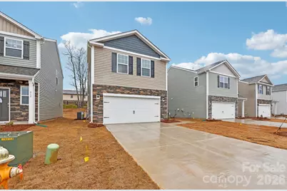 608 13th Avenue Drive NE, Hickory, NC 28601 - Photo 2