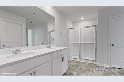 608 13th Avenue Drive NE, Hickory, NC 28601 - Photo 18