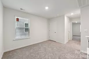 608 13th Ave Dr NE, Hickory, NC 28601 - Photo 18