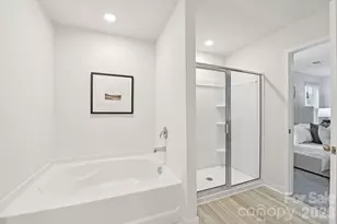 608 13th Ave Dr NE, Hickory, NC 28601 - Photo 32