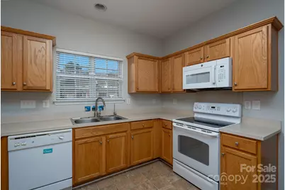 347 Valley Brook Lane SE, Concord, NC 28025 - Photo 6