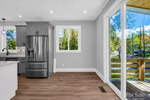 1 Pinnacle Vw Rd, Asheville, NC 28803 - Photo 6