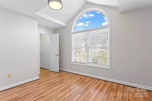 220 35th Ave NE, Hickory, NC 28601 - Photo 22