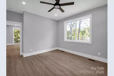 3 Pinnacle View Road, Asheville, NC 28803 - Photo 8