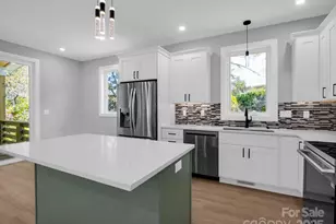 3 Pinnacle Vw Rd, Asheville, NC 28803 - Photo 6