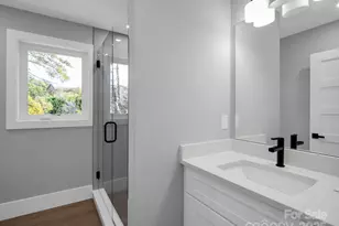 3 Pinnacle Vw Rd, Asheville, NC 28803 - Photo 18