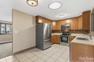 605 Dana Rd, Hendersonville, NC 28792 - Photo 16