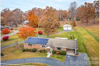 605 Dana Road, Hendersonville, NC 28792 - Photo 1
