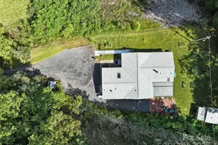 35 Mountaineer Ln, Burnsville, NC 28714 - Photo 36