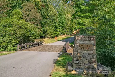 25 E Owl Creek Lane, Fairview, NC 28730 - Photo 2