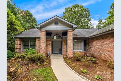 811 Sunlight Ridge, Hendersonville, NC 29792 - Photo 2