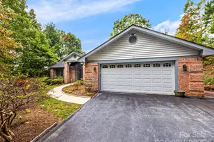 811 Sunlight Ridge, Hendersonville, NC 29792 - Photo 1