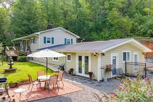 451 Charlie Dr, Marion, NC 28752 - Photo 2