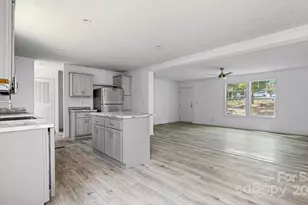 105 Apple Tree Ln, Statesville, NC 28677 - Photo 8