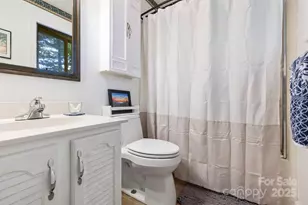 100 Greenbriar Ave, Flat Rock, NC 28731 - Photo 26