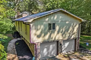 100 Greenbriar Ave, Flat Rock, NC 28731 - Photo 32