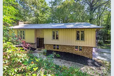 100 Greenbriar Avenue, Flat Rock, NC 28731 - Photo 2