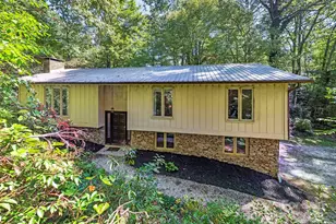 100 Greenbriar Ave, Flat Rock, NC 28731 - Photo 2